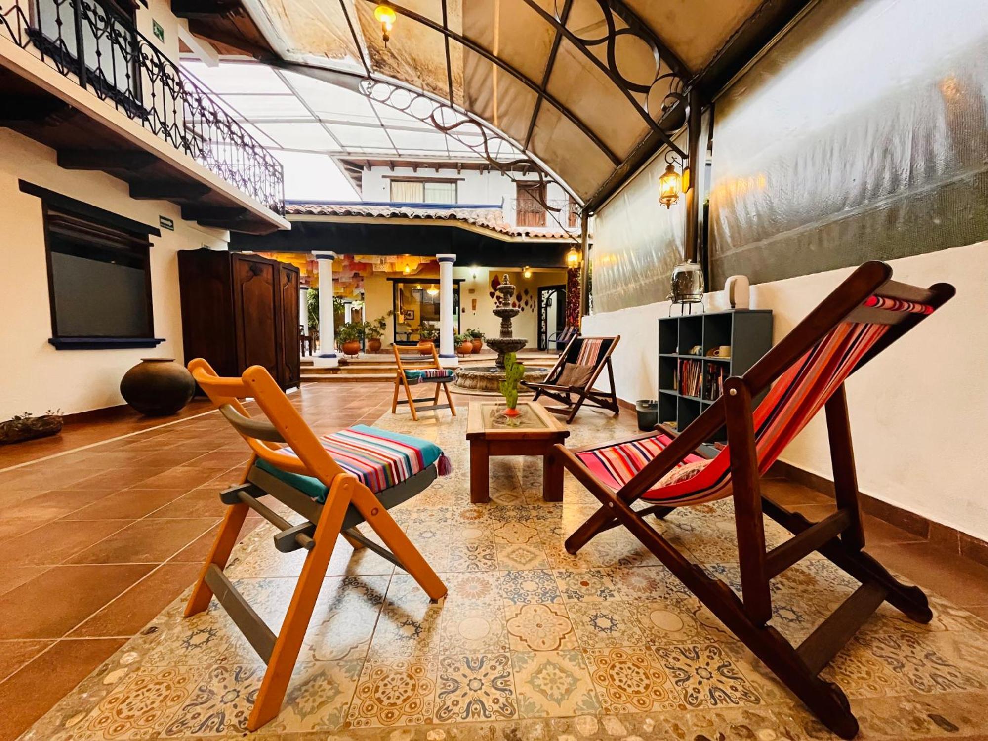Hotel Ocho Barrios San Cristobal de las Casas Exterior photo