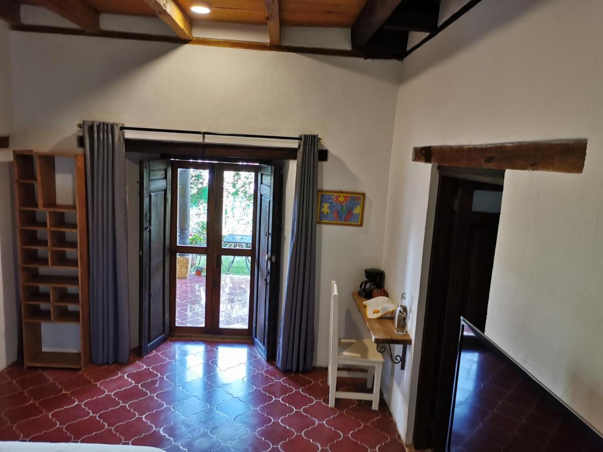 Hotel Ocho Barrios San Cristobal de las Casas Exterior photo